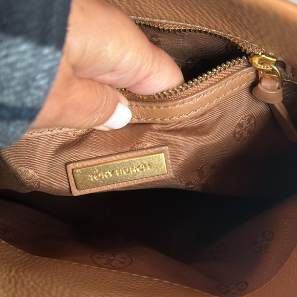 Tory Burch Pebbled Leather Shoulder/Crossbody Gold Chain Bag 12”X12” - Picture 9 of 9